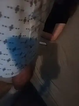 Snapshot of LesEspagnols chatting on 11/22/25, 03:11 LesEspagnols online show from 11/22/25, 03:11