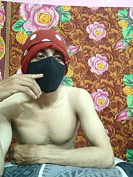 Seducing couple online show from 10/27/25, 05:06