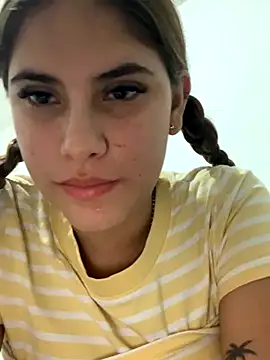 MiiluRosse online show from 11/13/25, 01:26