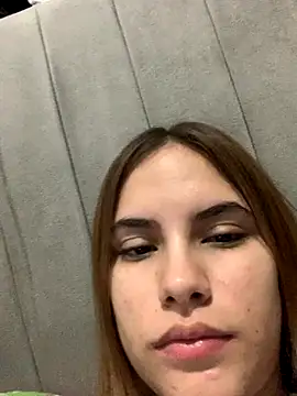 MiiluRosse online show from 11/16/25, 02:17