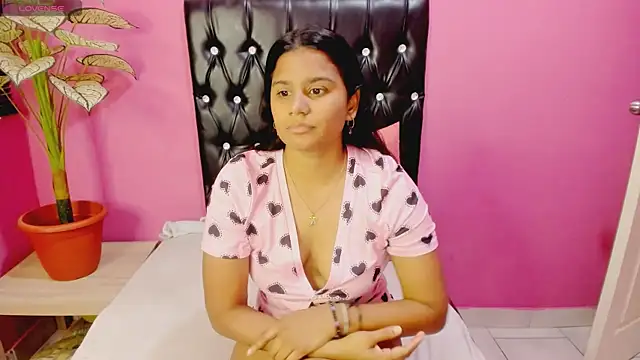 INDIANFLAME online show from 06/19/26, 10:08