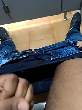 Snapshot of buntyk199 chatting on 02/02/26, 10:36 buntyk199 online show from 02/02/26, 10:36