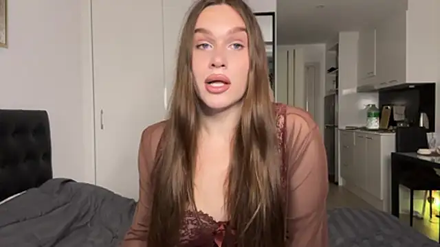 Snapshot of franzeva chatting on 05/06/26, 11:37 franzeva online show from 05/06/26, 11:37