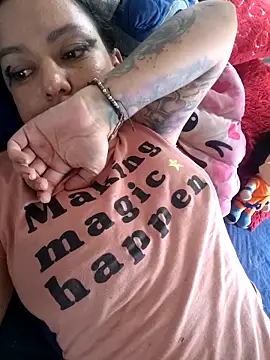 Snapshot of Abbyjoness21 chatting on 02/13/26, 09:33 Abbyjoness21 online show from 02/13/26, 09:33