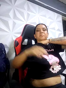 Snapshot of Abbyjoness21 chatting on 03/29/26, 02:28 Abbyjoness21 online show from 03/29/26, 02:28