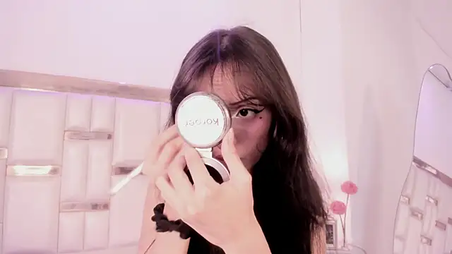 MaddieStark online show from 11/20/25, 04:40