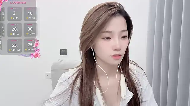 yuyu 77 online show from 10/23/25, 03:44