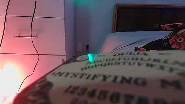 Snapshot of SatiroyNinfa chatting on 12/01/25, 02:44 SatiroyNinfa online show from 12/01/25, 02:44