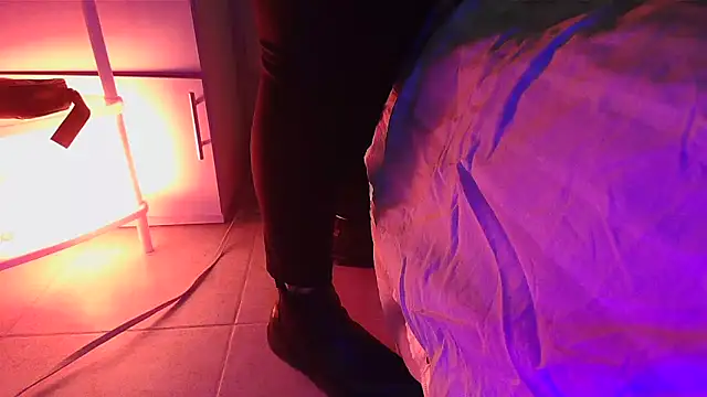 Snapshot of SatiroyNinfa chatting on 03/21/26, 10:24 SatiroyNinfa online show from 03/21/26, 10:24