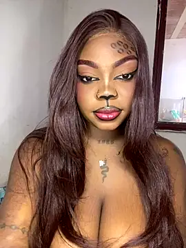 Snapshot of MiiaaCollinss chatting on 10/28/25, 03:14 MiiaaCollinss online show from 10/28/25, 03:14