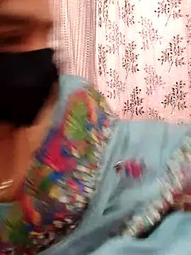 Snapshot of Lalitha-1995 chatting on 01/07/26, 05:21 Lalitha-1995 online show from 01/07/26, 05:21