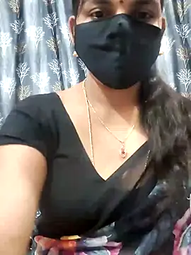 Snapshot of Lalitha-1995 chatting on 02/06/26, 06:11 Lalitha-1995 online show from 02/06/26, 06:11