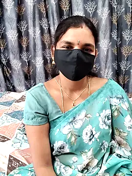 Snapshot of Lalitha-1995 chatting on 03/05/26, 05:36 Lalitha-1995 online show from 03/05/26, 05:36