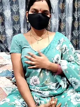 Snapshot of Lalitha-1995 chatting on 03/15/26, 05:41 Lalitha-1995 online show from 03/15/26, 05:41