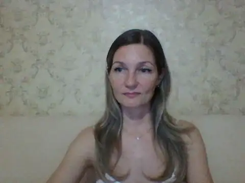 Snapshot of sweetriki chatting on 04/10/26, 05:17 sweetriki online show from 04/10/26, 05:17