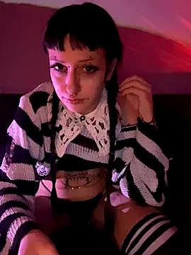 Snapshot of severingratty chatting on 10/29/25, 07:15 severingratty online show from 10/29/25, 07:15