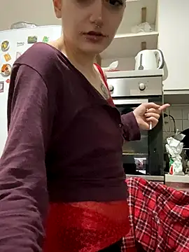 Snapshot of severingratty chatting on 11/25/25, 07:14 severingratty online show from 11/25/25, 07:14