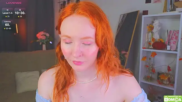 JoyceJones online show from 11/06/25, 08:10