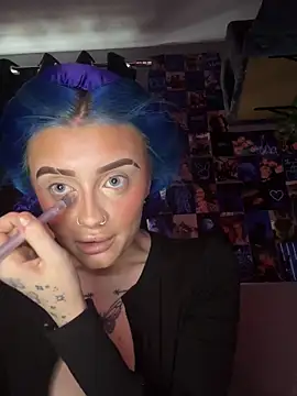 Bluetingx online show from 09/17/25, 01:35