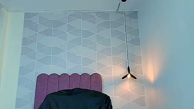 Aly Loving online show from 11/10/25, 08:08