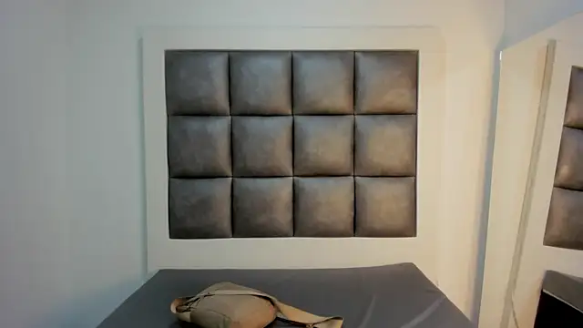 Mia lopez   online show from 09/16/25, 01:01