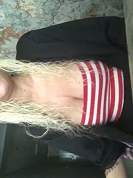 AlevNaz online show from 04/24/26, 02:08