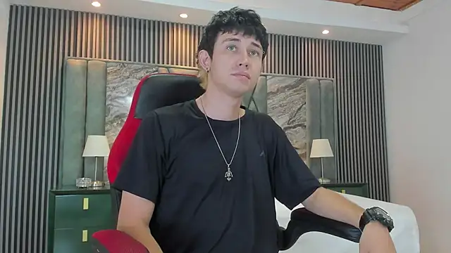 Michael blue online show from 10/05/25, 01:31