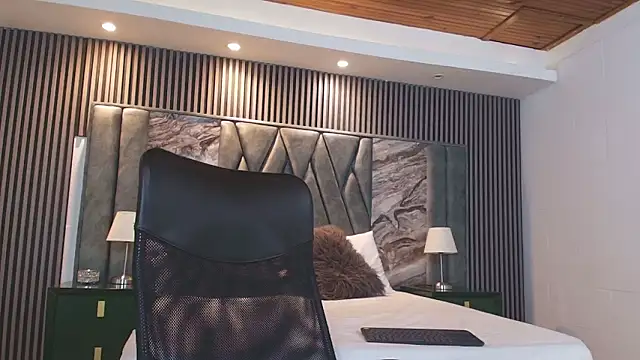 Snapshot of Michael_blue chatting on 02/01/26, 09:13 Michael blue online show from 02/01/26, 09:13