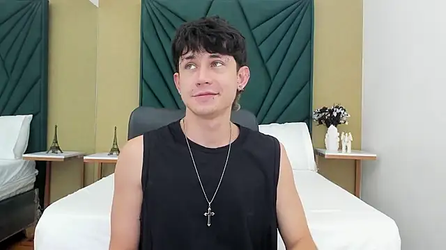 Michael blue online show from 03/24/26, 07:41