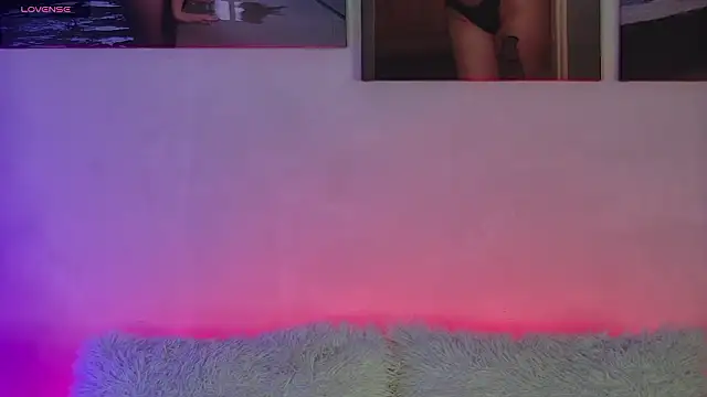 Snapshot of AlysonHuxley_ chatting on 01/15/26, 05:05 AlysonHuxley online show from 01/15/26, 05:05