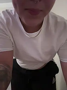 babykalirose online show from 10/11/25, 02:55