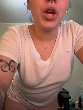 babykalirose online show from 03/10/26, 01:43