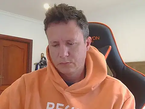 TroyDieselXXX online show from 11/12/25, 05:30