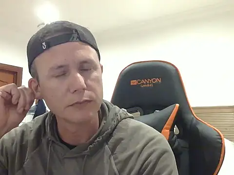 TroyDieselXXX online show from 04/28/26, 06:24