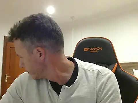 TroyDieselXXX online show from 05/06/26, 07:08