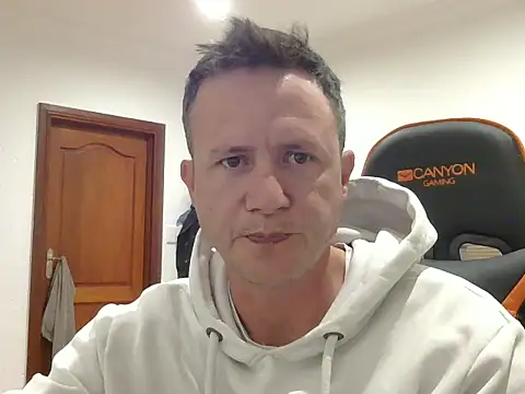 TroyDieselXXX online show from 05/11/26, 04:59