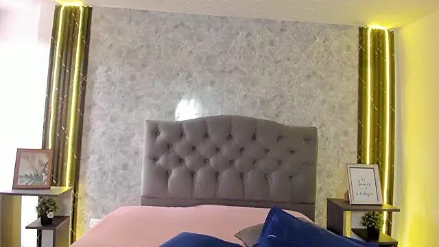 GiannaSlimJB online show from 02/13/26, 07:10