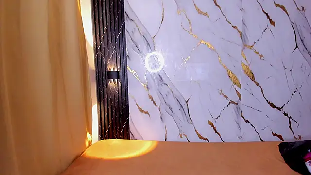 Alaia Gutierrez online show from 11/11/25, 09:48