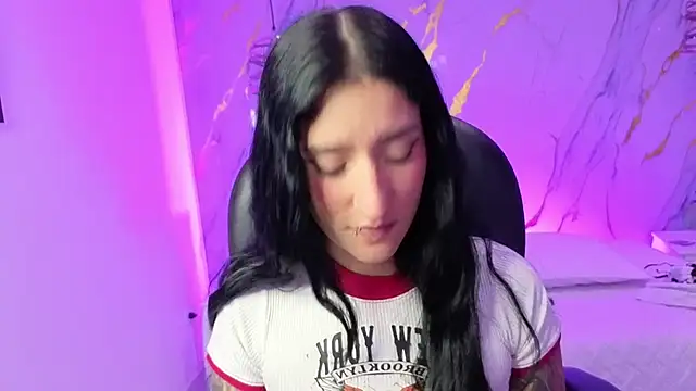 Scaarlettfox online show from 11/30/25, 07:51