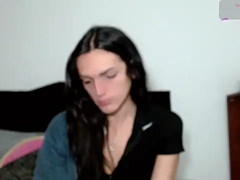 x isabella x online show from 12/04/25, 03:32