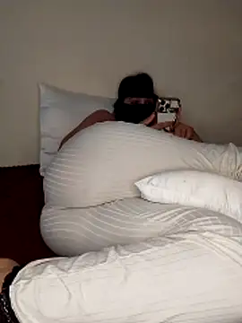 Samaarsexy23 online show from 10/21/25, 01:45