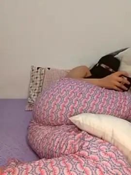 Snapshot of Samaarsexy23 chatting on 01/07/26, 01:24 Samaarsexy23 online show from 01/07/26, 01:24