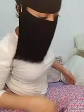 Snapshot of Samaarsexy23 chatting on 01/09/26, 02:42 Samaarsexy23 online show from 01/09/26, 02:42