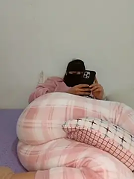 Snapshot of Samaarsexy23 chatting on 01/10/26, 12:40 Samaarsexy23 online show from 01/10/26, 12:40