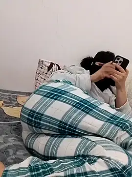 Snapshot of Samaarsexy23 chatting on 02/11/26, 12:32 Samaarsexy23 online show from 02/11/26, 12:32