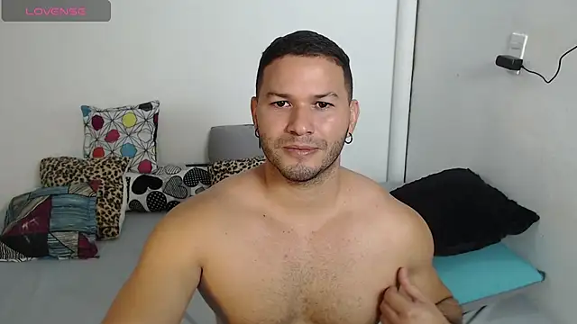 Snapshot of Tim_mz01 chatting on 06/03/26, 03:17 Tim mz01 online show from 06/03/26, 03:17