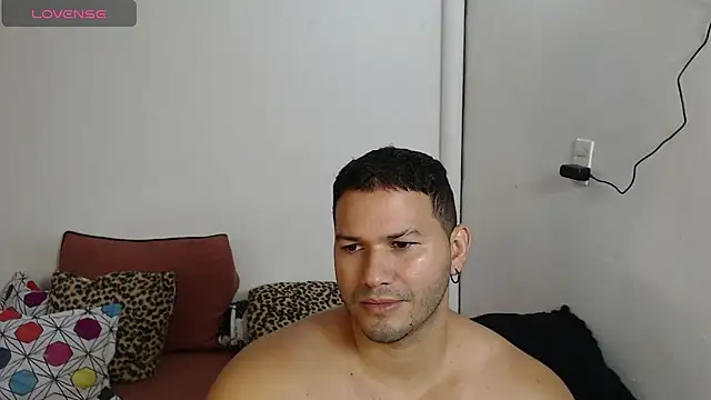Snapshot of Tim_mz01 chatting on 06/10/26, 12:59 Tim mz01 online show from 06/10/26, 12:59