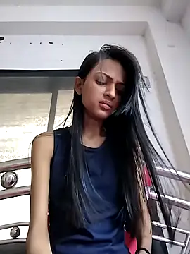 Your-Kitkat online show from 10/21/25, 06:03