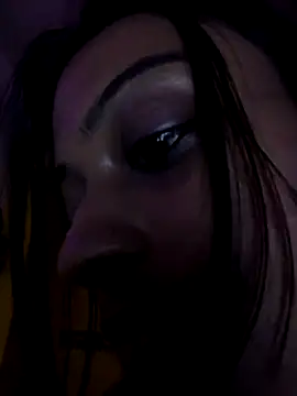 Your-Kitkat online show from 12/01/25, 02:44