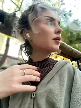 KellyKeler online show from 11/02/25, 01:35